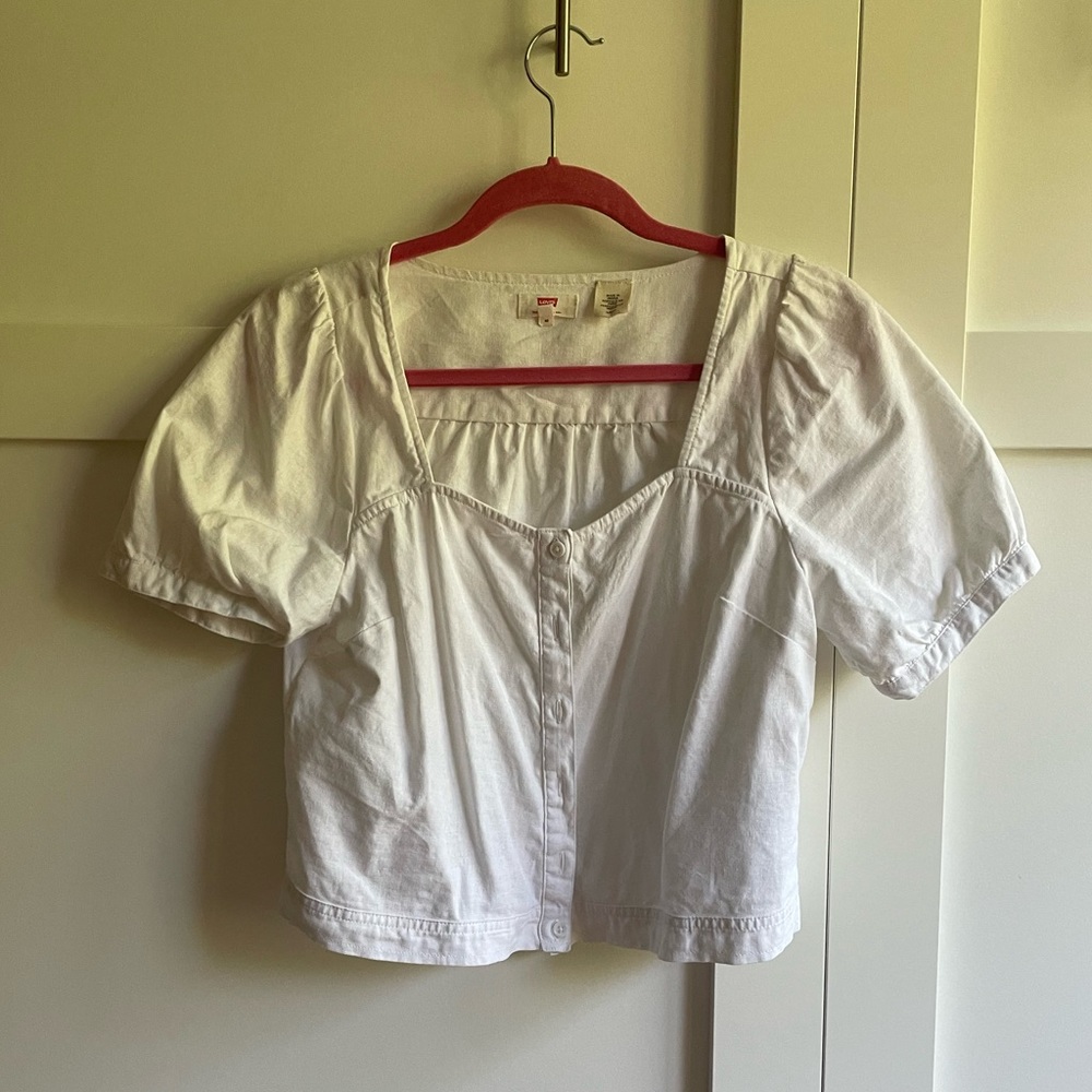 Levi’s white too